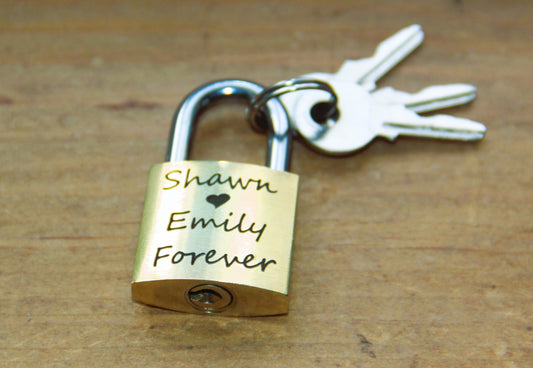 Personalized Lovers Lock